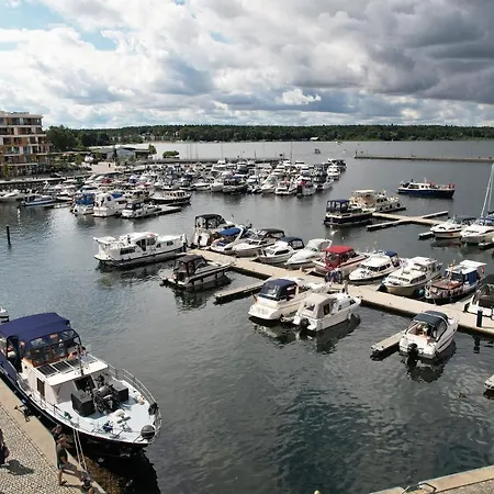 Waren-alte Warener Zeitung Ξενοδοχείο Βάρεν