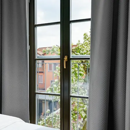 Waren-alte Warener Zeitung Ξενοδοχείο Βάρεν