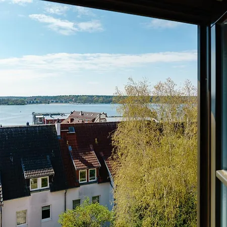 Ξενοδοχείο Waren-alte Warener Zeitung Βάρεν