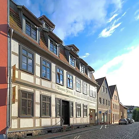 Waren-alte Warener Zeitung Hotel Waren (Mueritz)